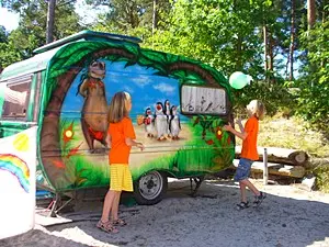 Der Campingplatz Dünencamp in Karlshagen bietet viele Attraktionen für junge Feriengäste