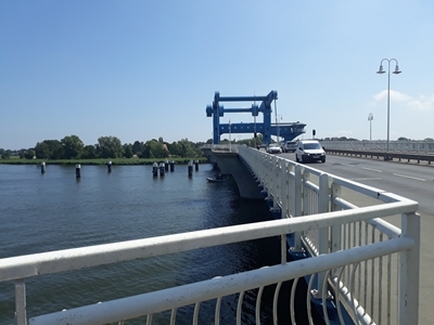 Das Tor zur Insel - die Wolgaster Peenebrücke