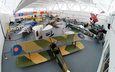 Erlebniswelt Hangar 10 auf der Insel Usedom