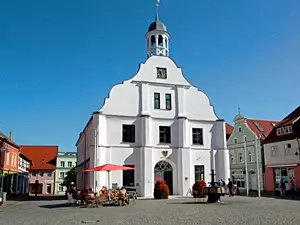 Das historische Rathaus in Wolgast